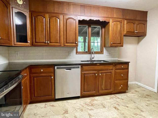 30 Sunset Lake Road Bridgeton, NJ 08302 - Photo 16 of 62 Kitchen