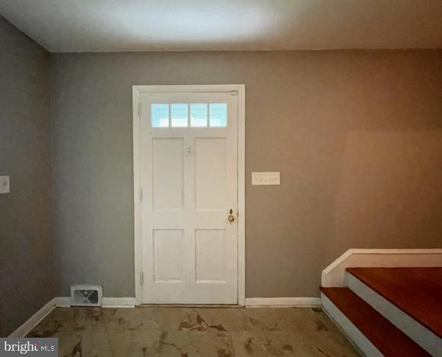 30 Sunset Lake Road Bridgeton, NJ 08302 - Photo 29 of 62 Foyer