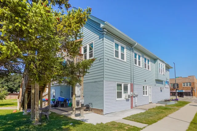 $589,900 | 2191 South 60th Street, West Allis, WI 53219