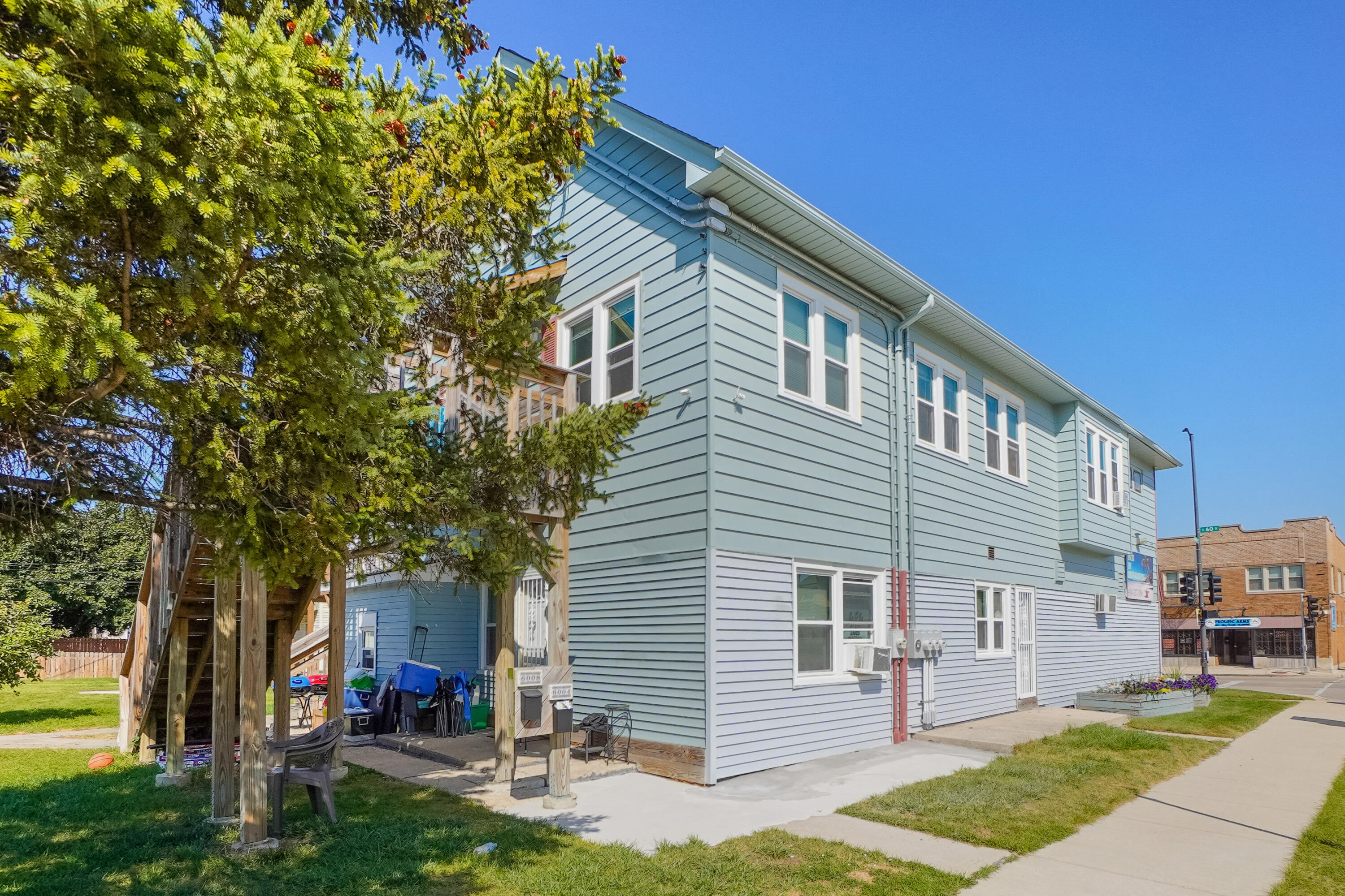 2191 South 60th Street West Allis, WI 53219 - Photo 3 of 27 Back View