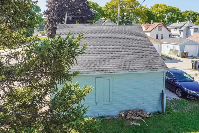 $589,900 | 2191 South 60th Street, West Allis, WI 53219