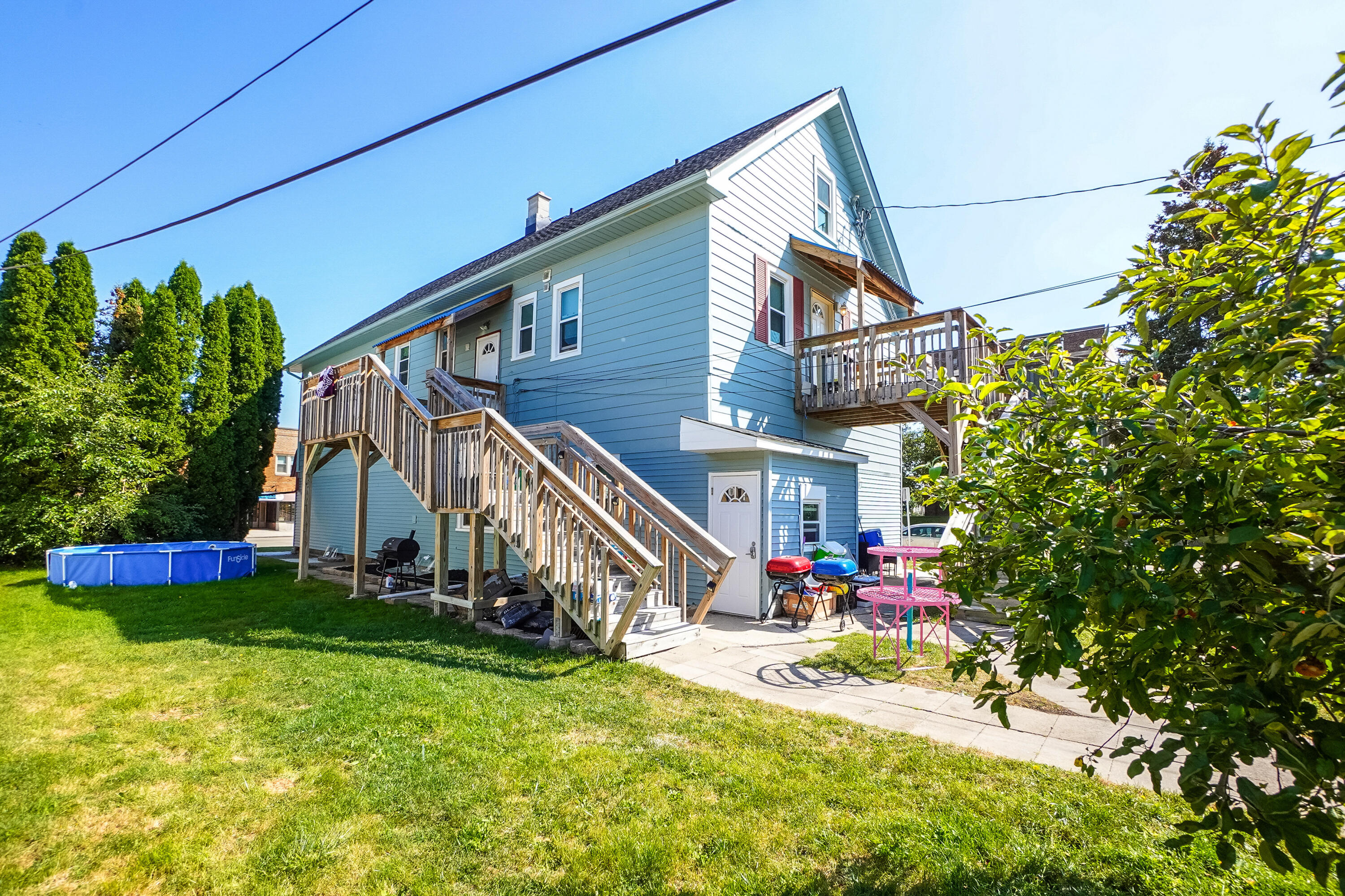 2191 South 60th Street West Allis, WI 53219 - Photo 7 of 27 Back View