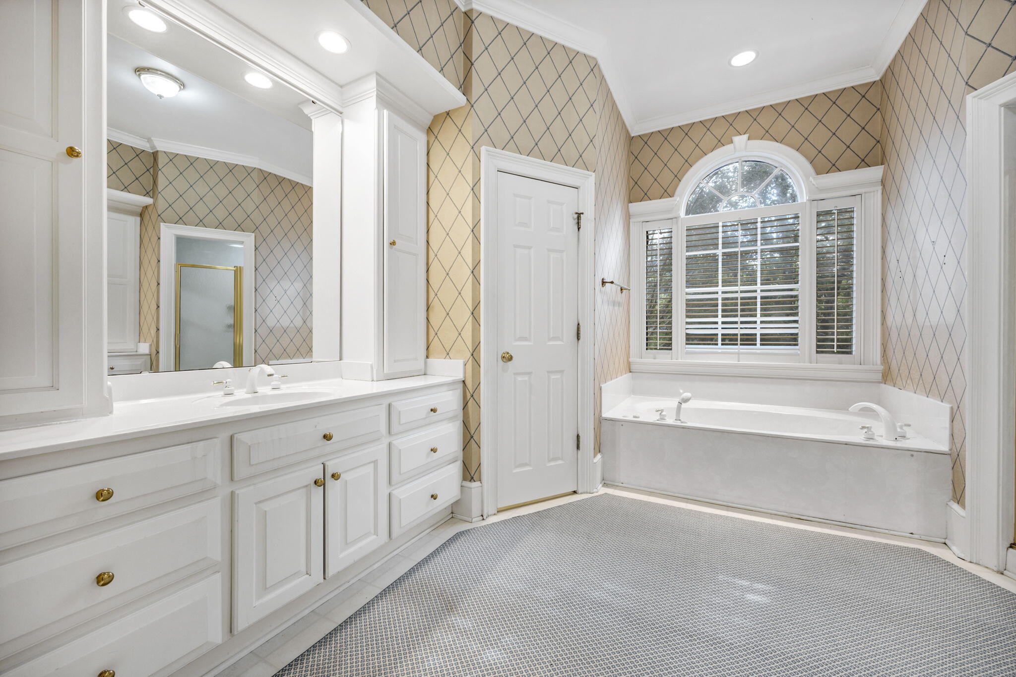 1176 Moore Road Northwest Orangeburg, SC 29118 - Photo 43 of 85 Primary Bathroom