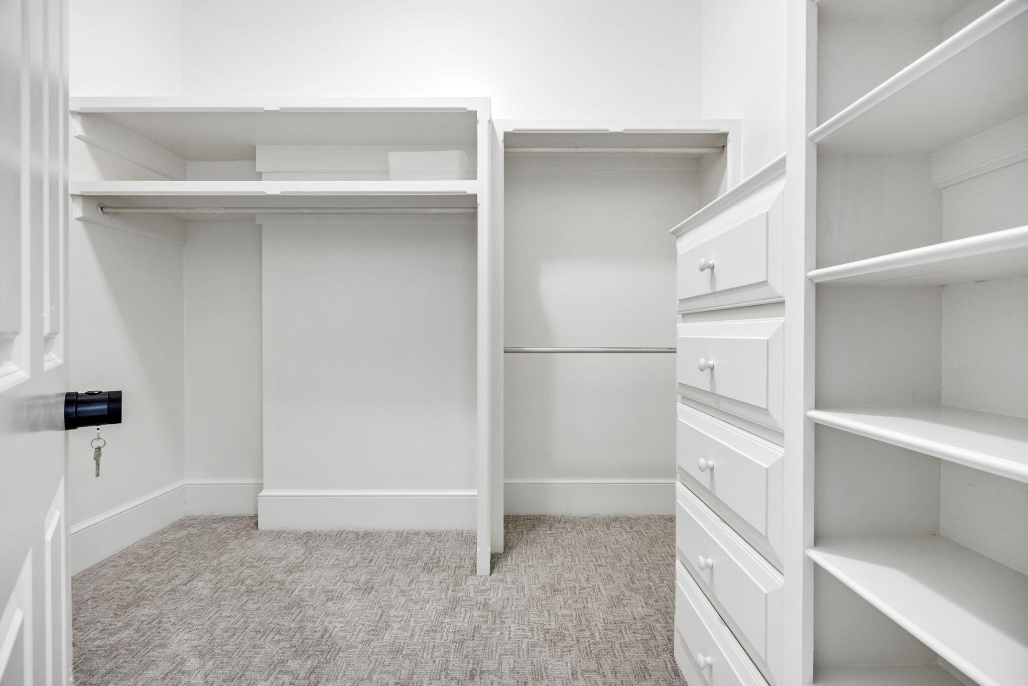 1176 Moore Road Northwest Orangeburg, SC 29118 - Photo 44 of 85 Closet