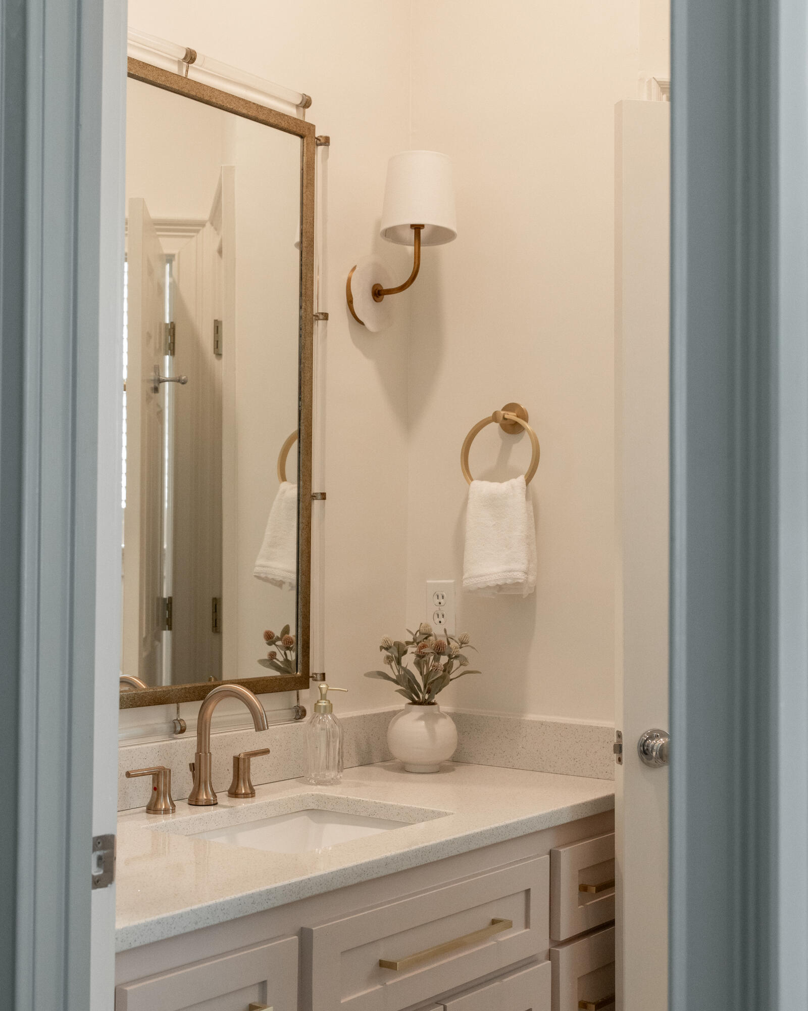 1176 Moore Road Northwest Orangeburg, SC 29118 - Photo 49 of 85 Bathroom