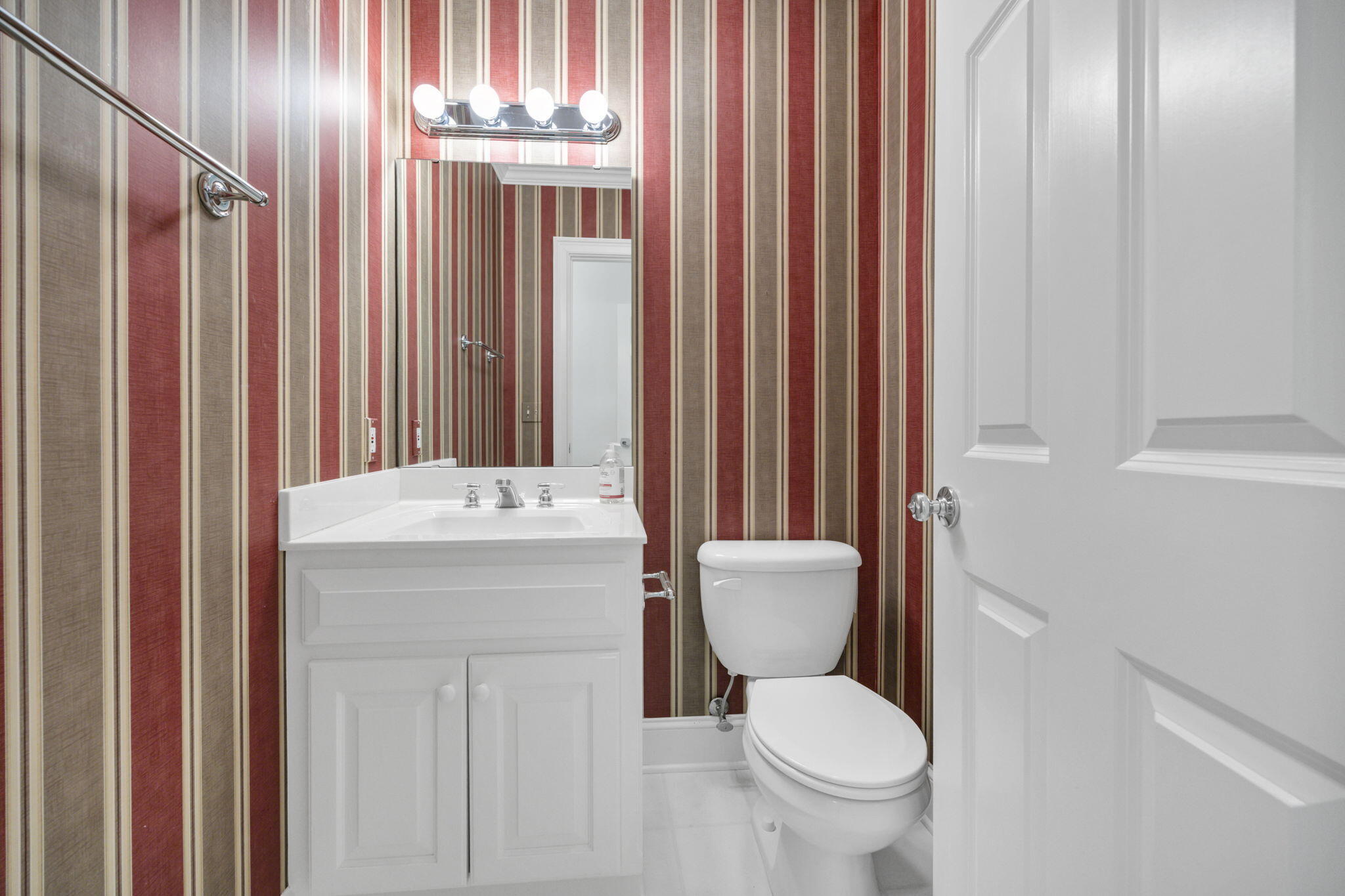 1176 Moore Road Northwest Orangeburg, SC 29118 - Photo 65 of 85 Bathroom