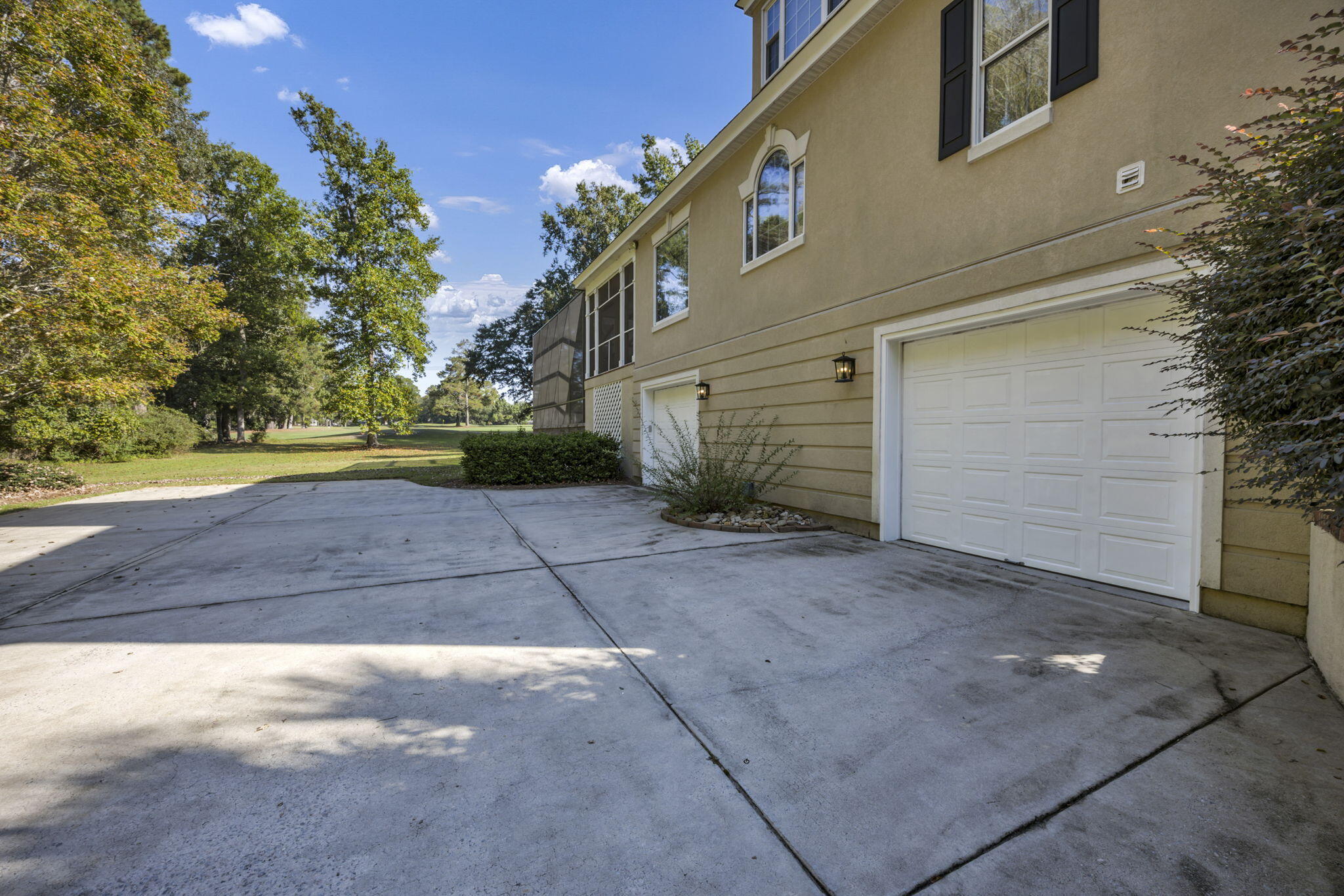 1176 Moore Road Northwest Orangeburg, SC 29118 - Photo 76 of 85 Driveway