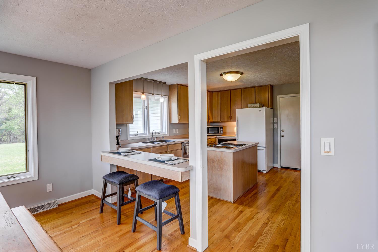 3453 Roaring Run Road Goode, VA 24556 - Photo 38 of 93 Gallery Image 38
