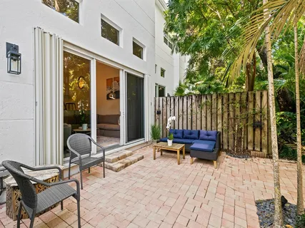 $1,195,000 | 1705 East Las Olas Boulevard, Unit 3, Fort Lauderdale, FL 33301