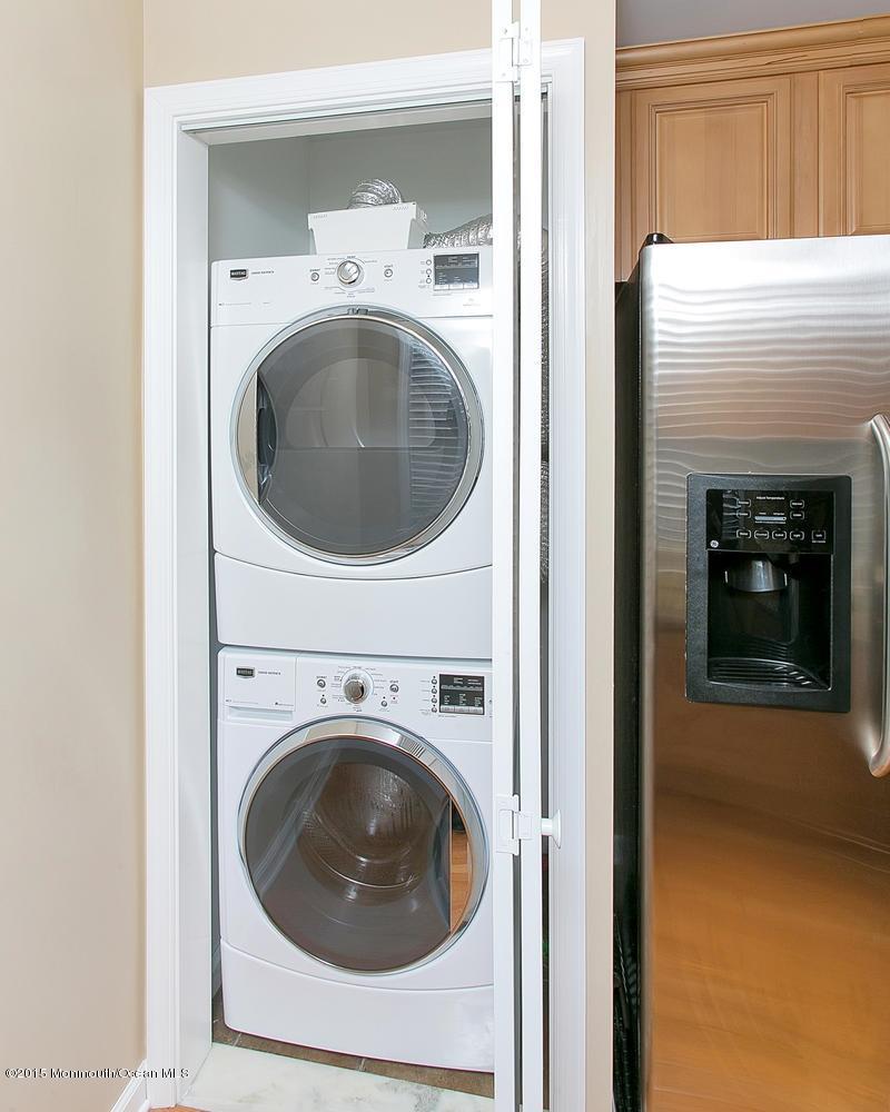 200 Portland Road, Unit D24 Rumson, NJ 07760 - Photo 8 of 19 Stackable Washer and Dryer