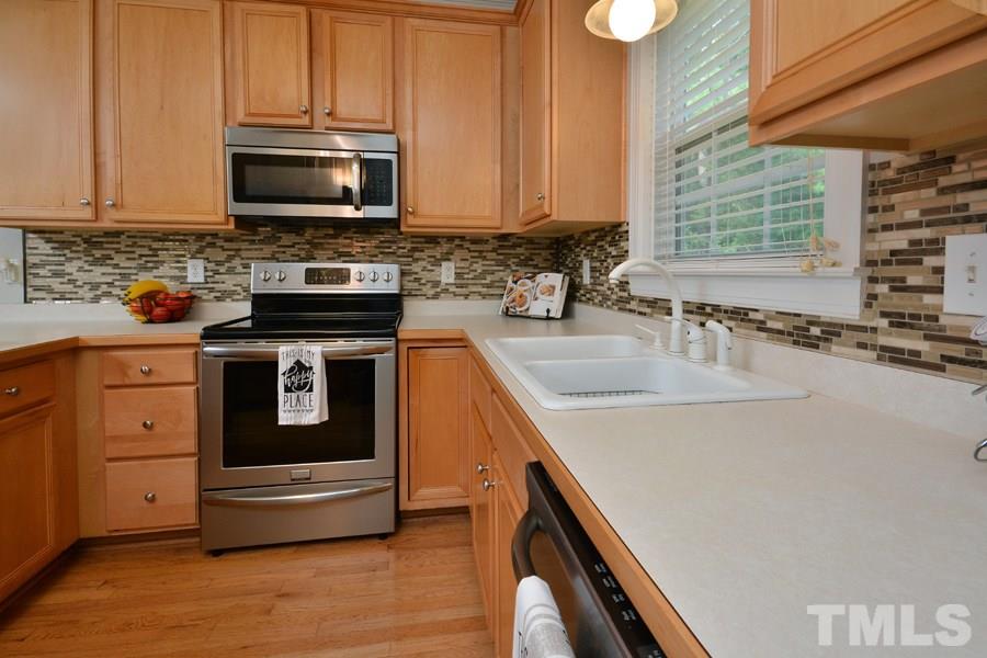 172 Sandstone Road Henderson, NC 27537 - Photo 8 of 30 Gallery Image 8