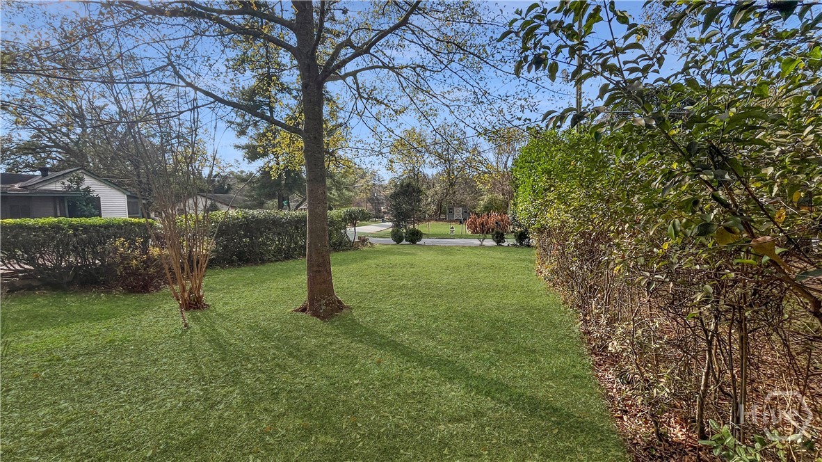 277 Evans Street Athens, GA 30606 - Photo 17 of 34 front yard