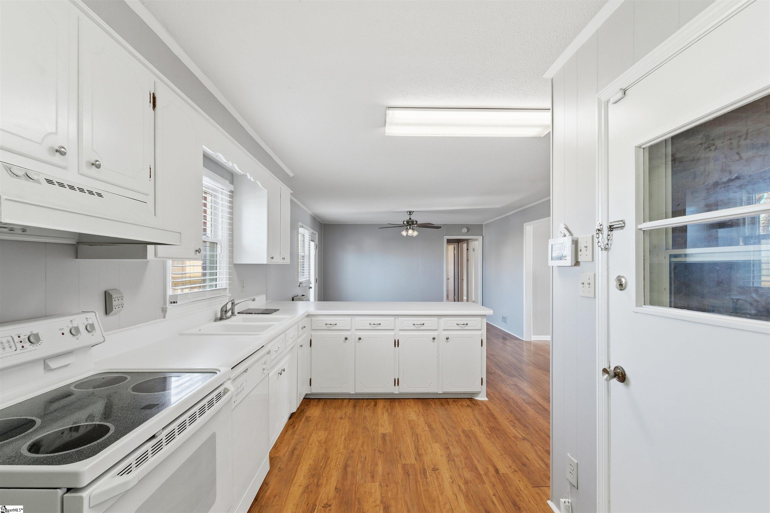 111 McDowell Drive Boiling Springs, SC 29316 - Photo 22 of 35