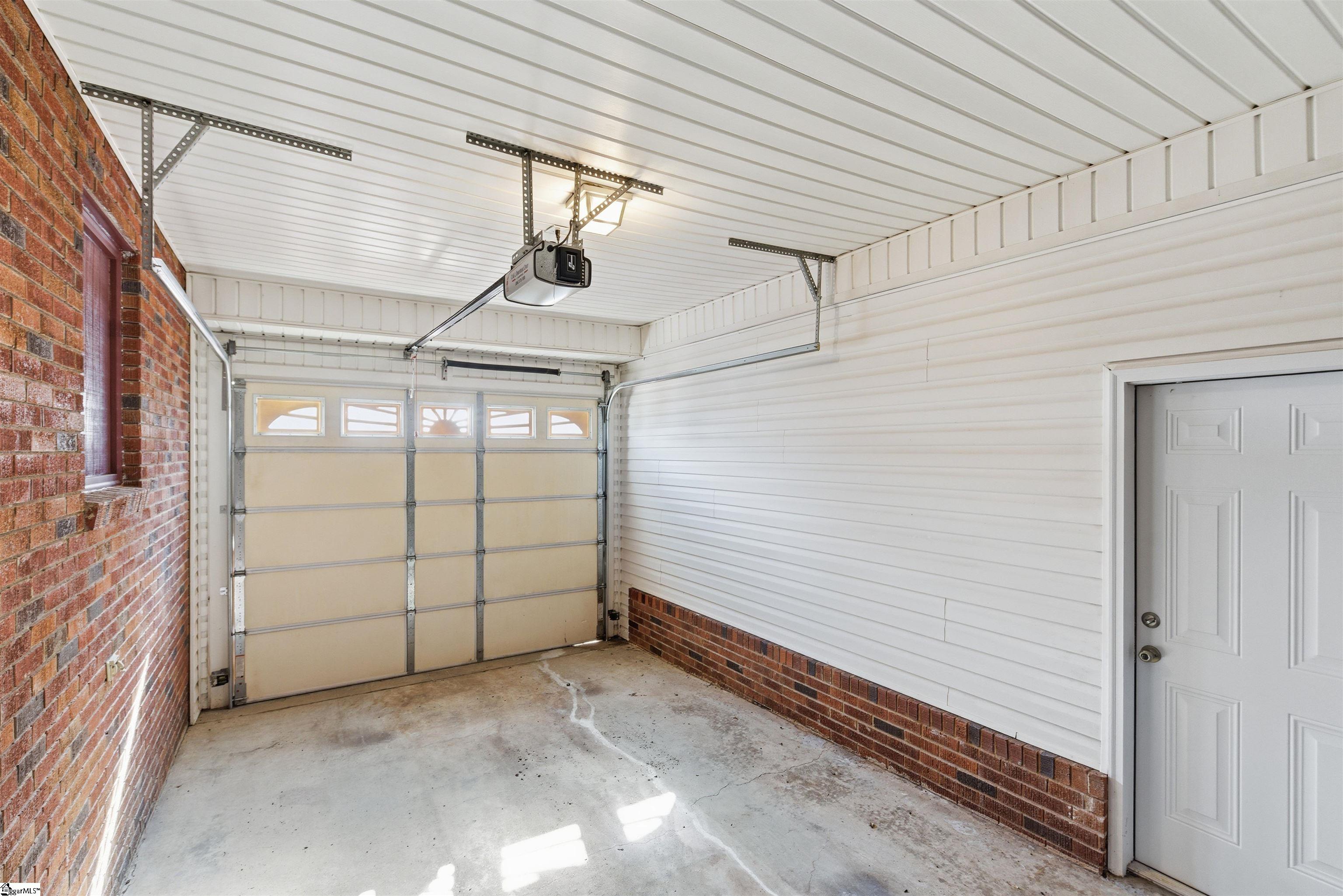 111 McDowell Drive Boiling Springs, SC 29316 - Photo 34 of 35