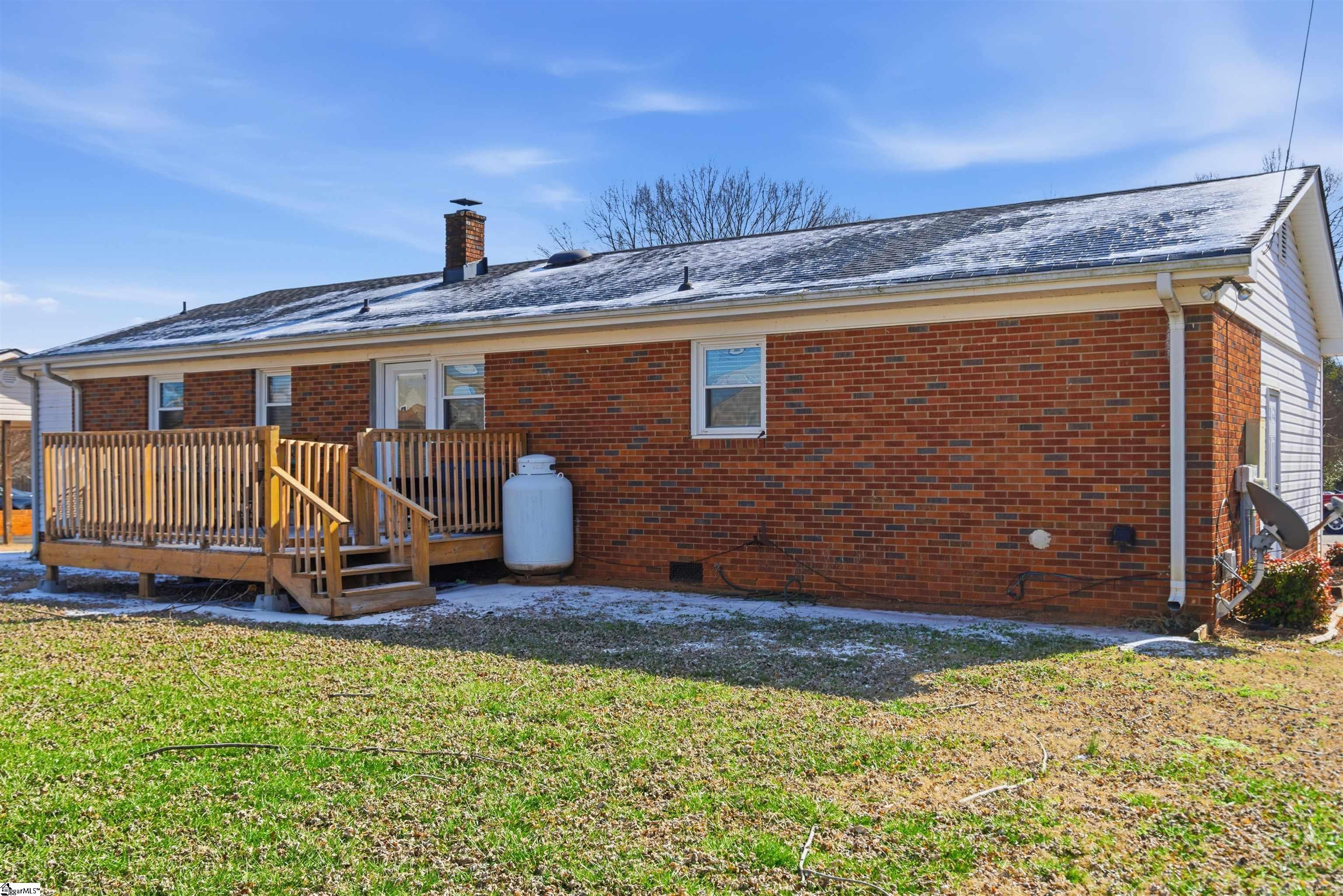 111 McDowell Drive Boiling Springs, SC 29316 - Photo 7 of 35