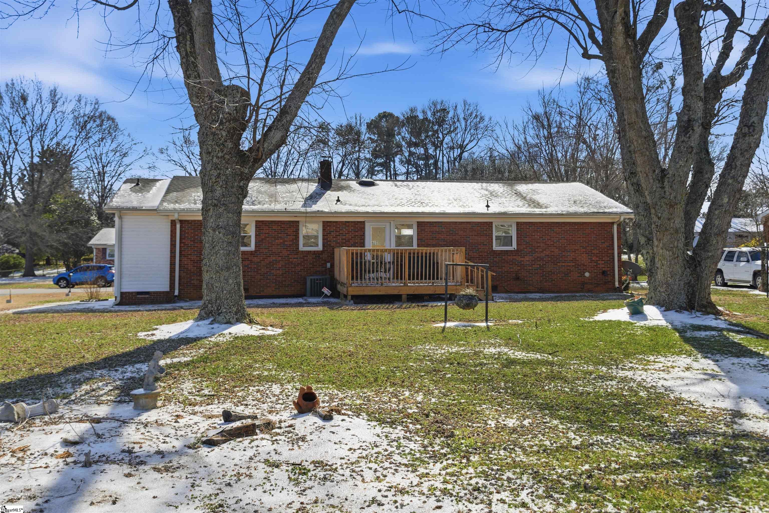 111 McDowell Drive Boiling Springs, SC 29316 - Photo 9 of 35