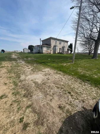$50,000 | 423 North Knox Road, Rio, IL 61472