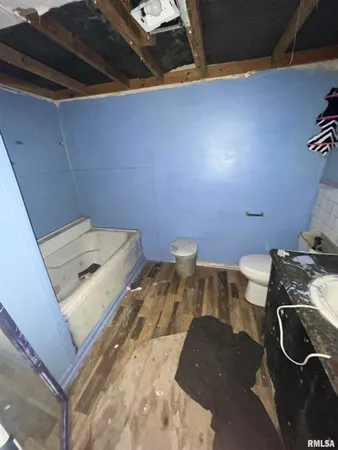 $50,000 | 423 Knox Road 2350 North, Rio, IL 61472