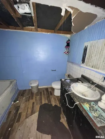 $50,000 | 423 Knox Road 2350 North, Rio, IL 61472