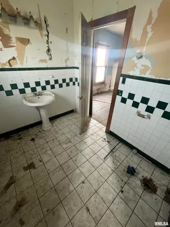 $50,000 | 423 Knox Road 2350 North, Rio, IL 61472