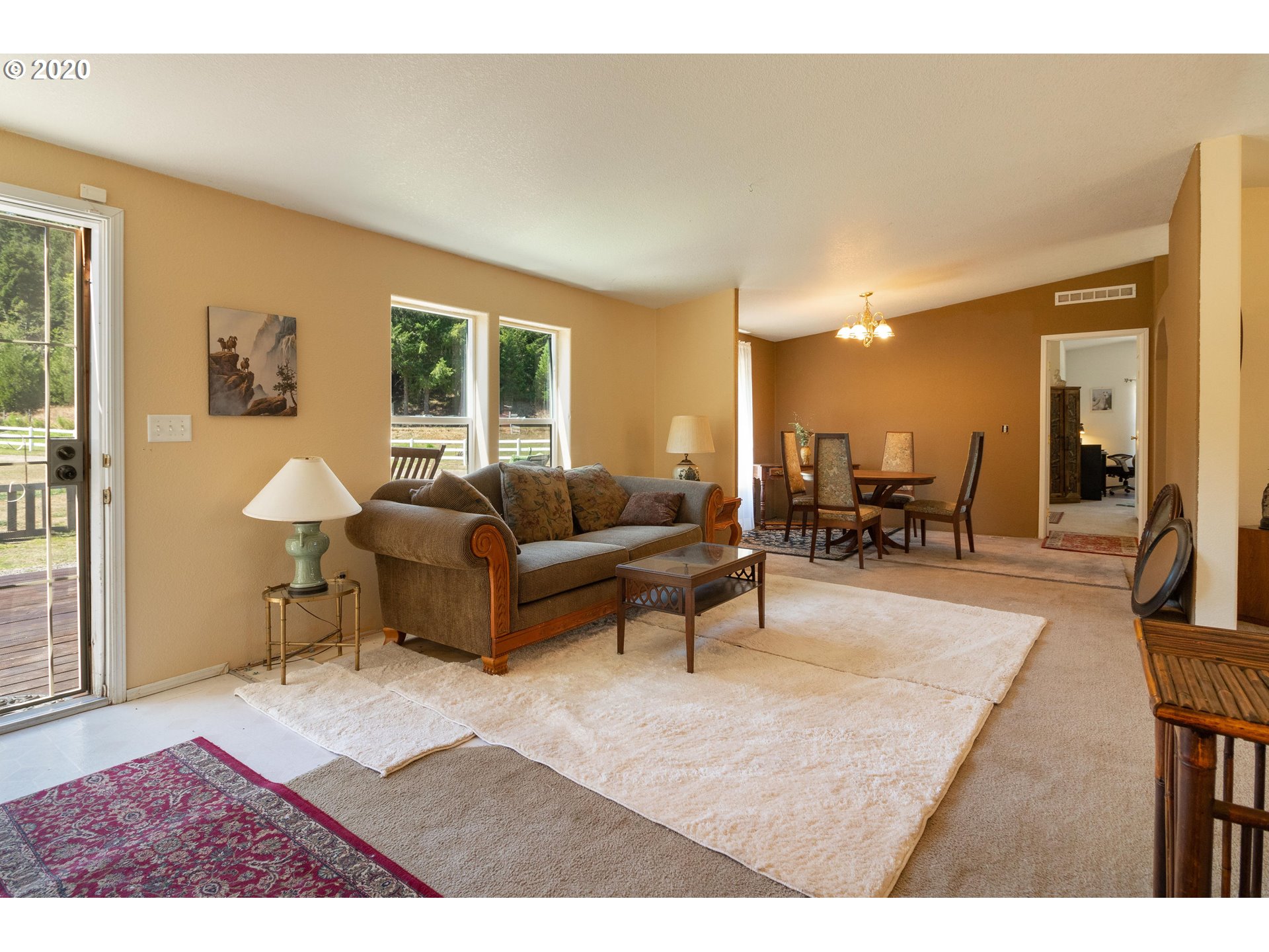 835 Skelly Road Yoncalla, OR 97499 - Photo 9 of 31 Gallery Image 9