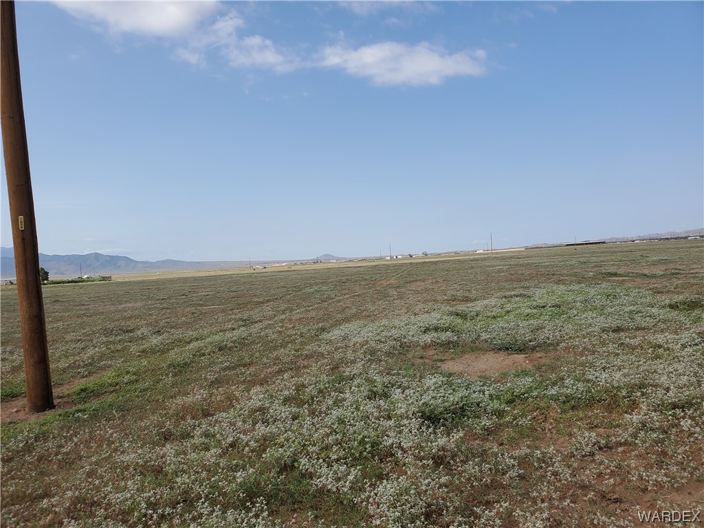 Lot 117 East Parker Road Kingman, AZ 86401 - Photo 20 of 20 a view of an ocean