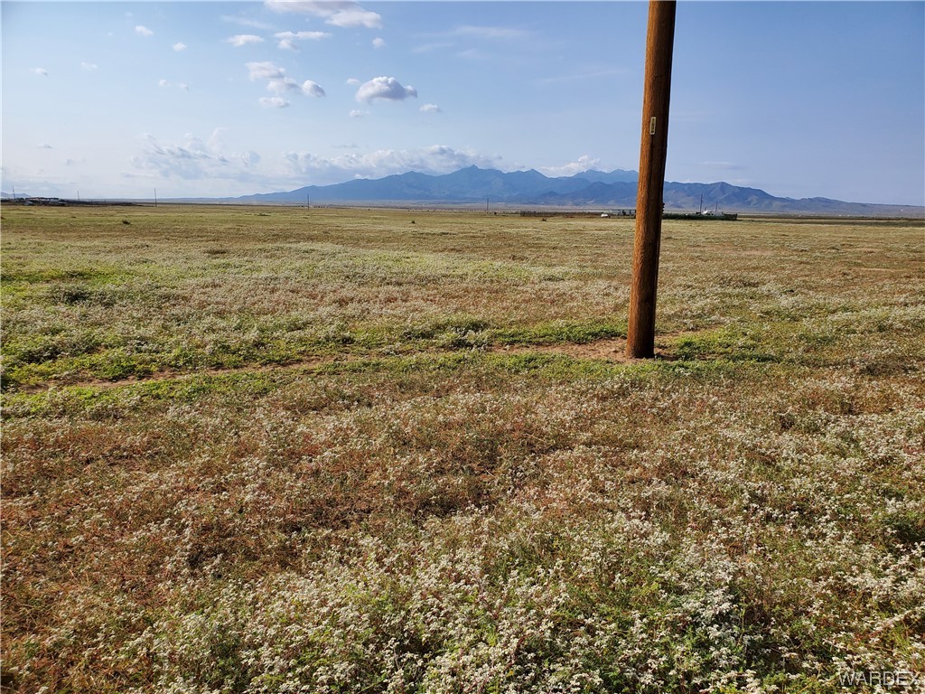 Lot 117 East Parker Road Kingman, AZ 86401 - Photo 2 of 20 a view of an ocean from a beach