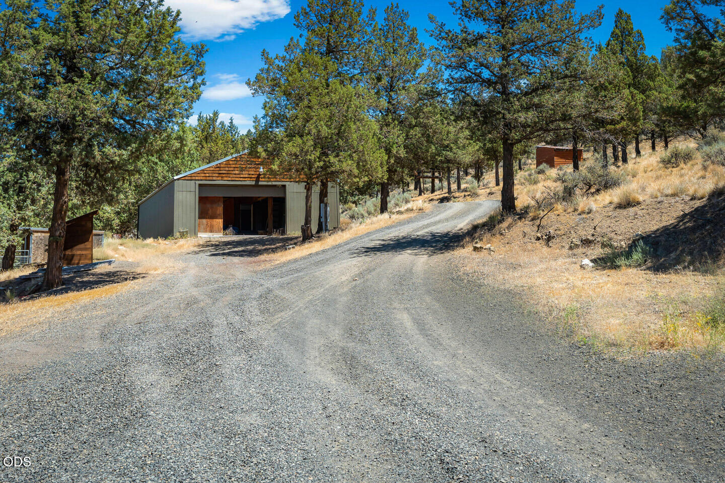 70090 McKenzie Canyon Road Sisters, OR 97759 - Photo 29 of 58
