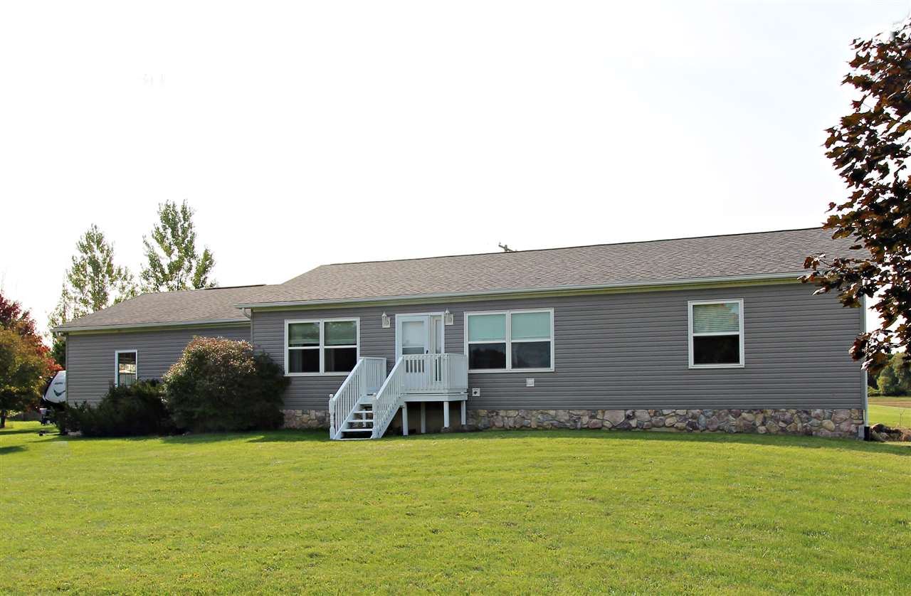 11273 Ray Road Gaines, MI 48436 - Photo 1 of 29