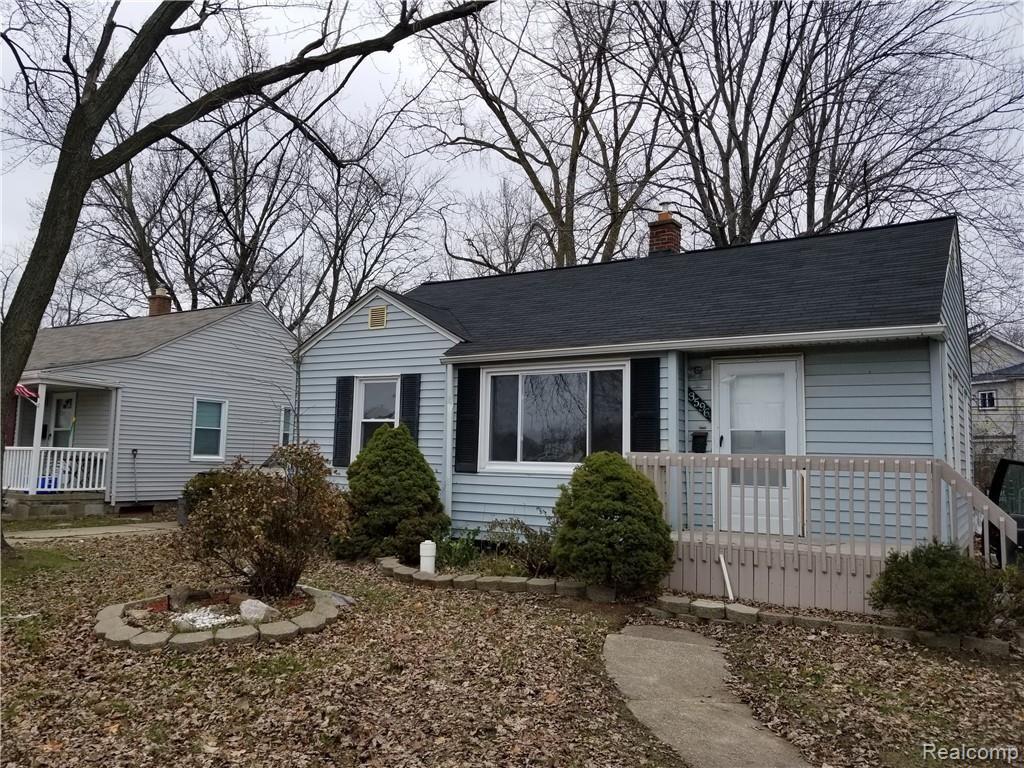 3596 Greenfield Road Berkley, MI 48072 - Photo 1 of 3 20181128_144105.jpg