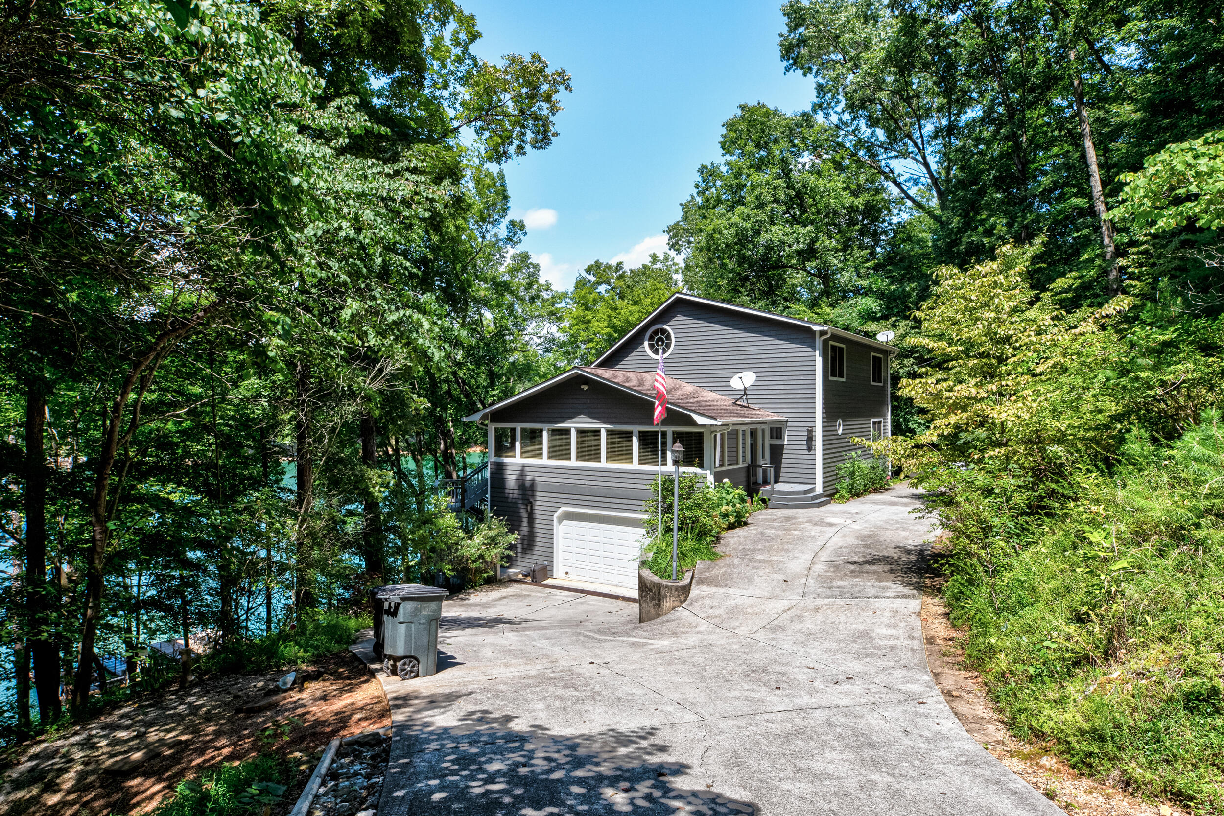 1909 Cove Pointe Road La Follette, TN 37766 - Photo 1 of 40 1909 Cove Pointe Rd-1
