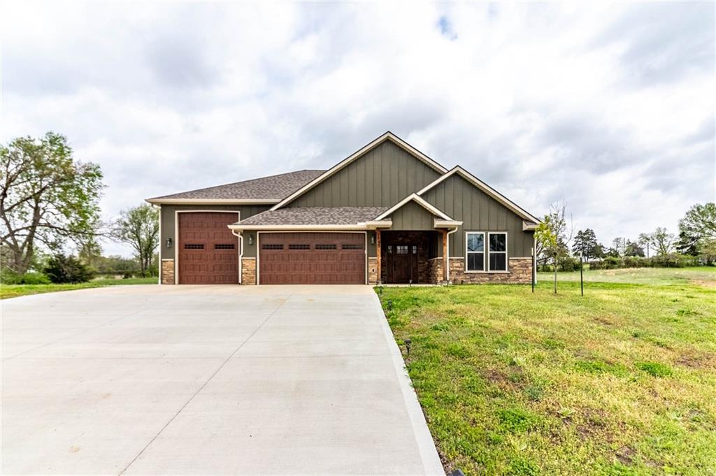 43 Northwest 150th Road Warrensburg, MO 64093 - Photo 2 of 42