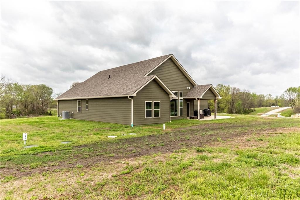 43 Northwest 150th Road Warrensburg, MO 64093 - Photo 5 of 42