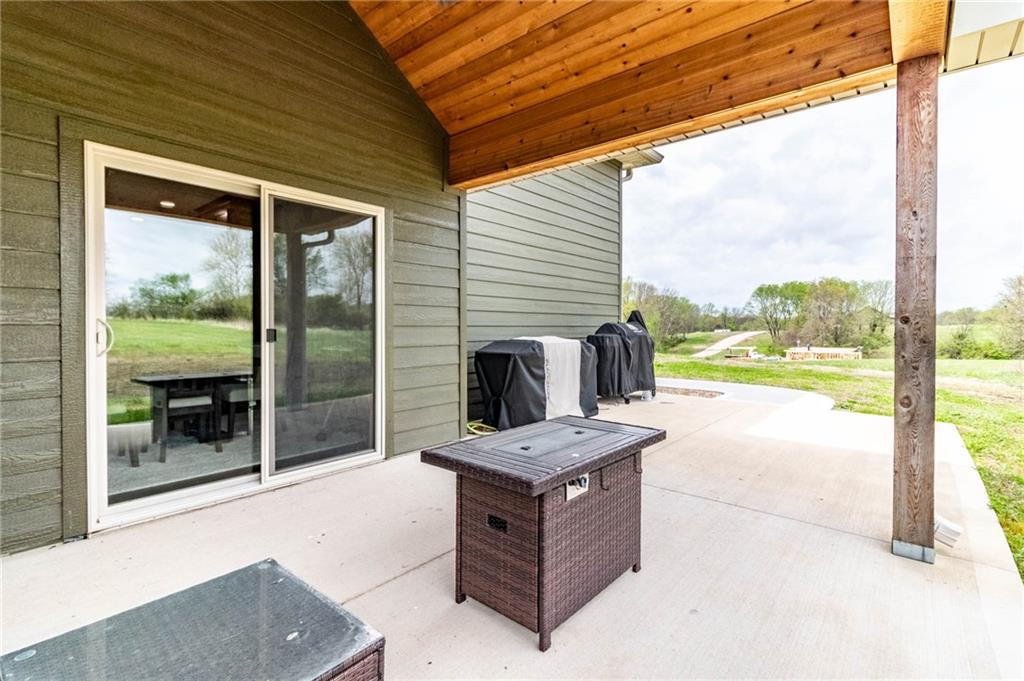 43 Northwest 150th Road Warrensburg, MO 64093 - Photo 9 of 42