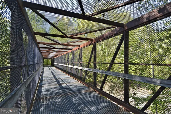 $414,900 | 8312 Kingsgate Road, Unit 532, Springfield, VA 22152