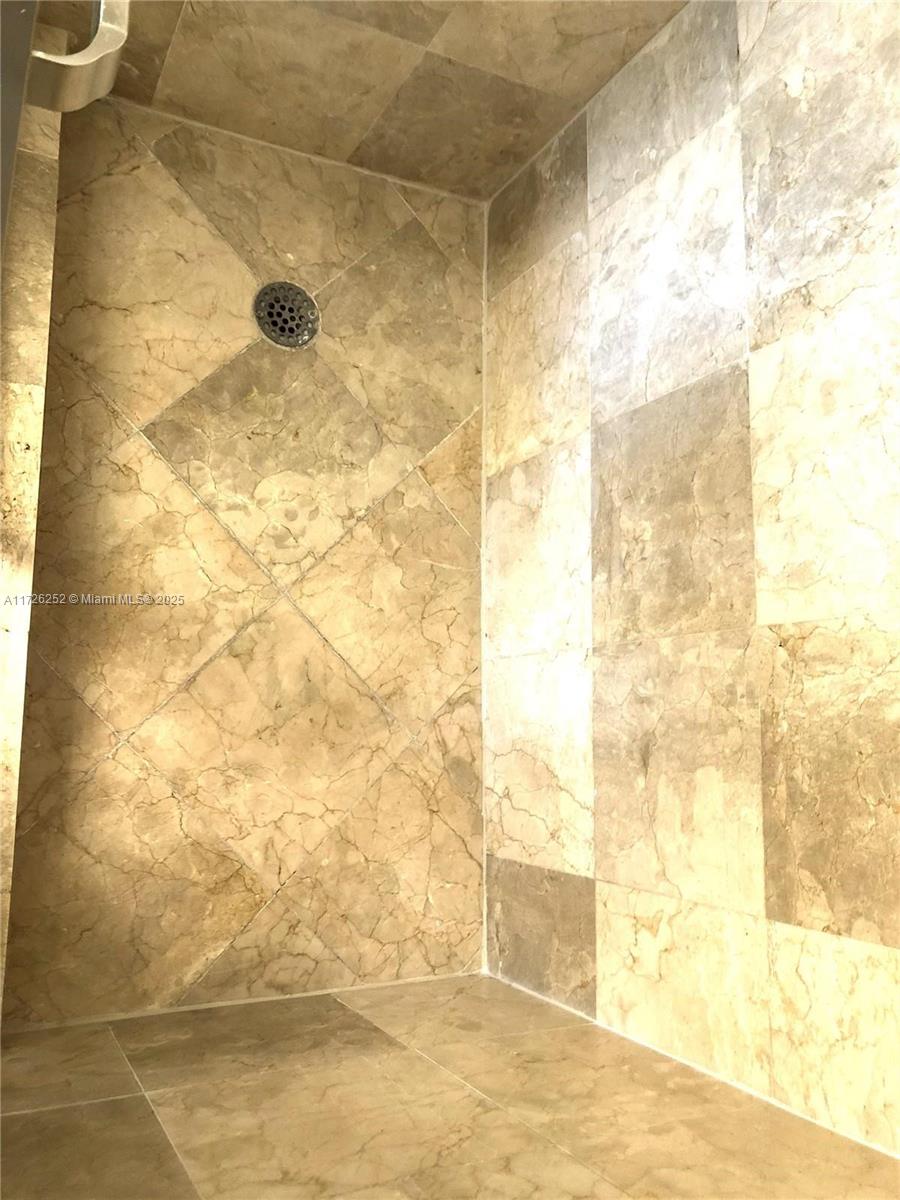 10275 Collins Avenue, Unit 1534 Bal Harbour, FL 33154 - Photo 14 of 33 shower floor