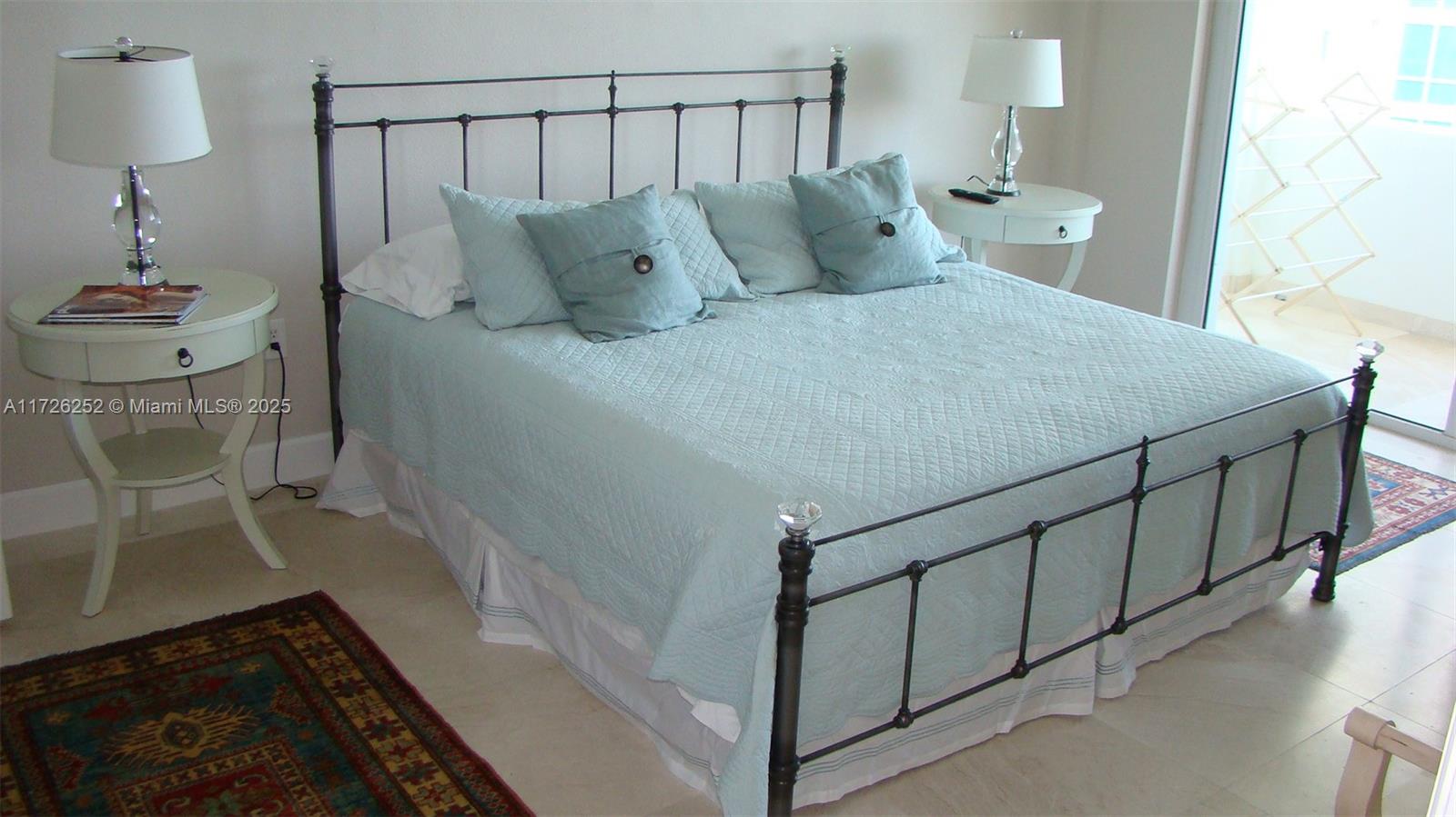 10275 Collins Avenue, Unit 1534 Bal Harbour, FL 33154 - Photo 10 of 33 Master bedroom