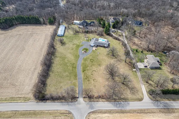 $899,900 | 15600 Griswold Springs Road, Plano, IL 60545