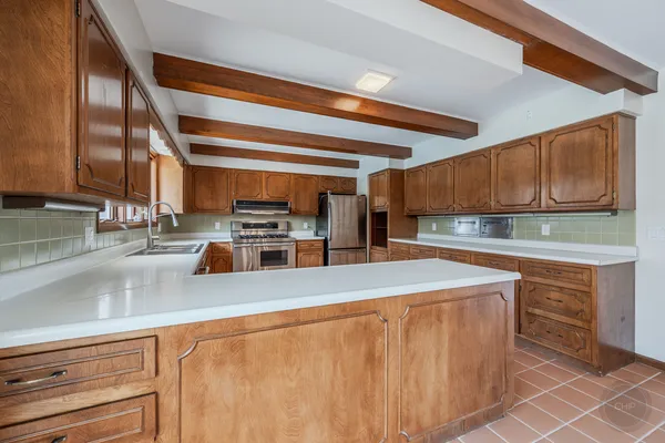 $899,900 | 15600 Griswold Springs Road, Plano, IL 60545