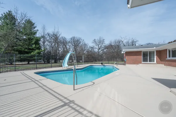 $899,900 | 15600 Griswold Springs Road, Plano, IL 60545