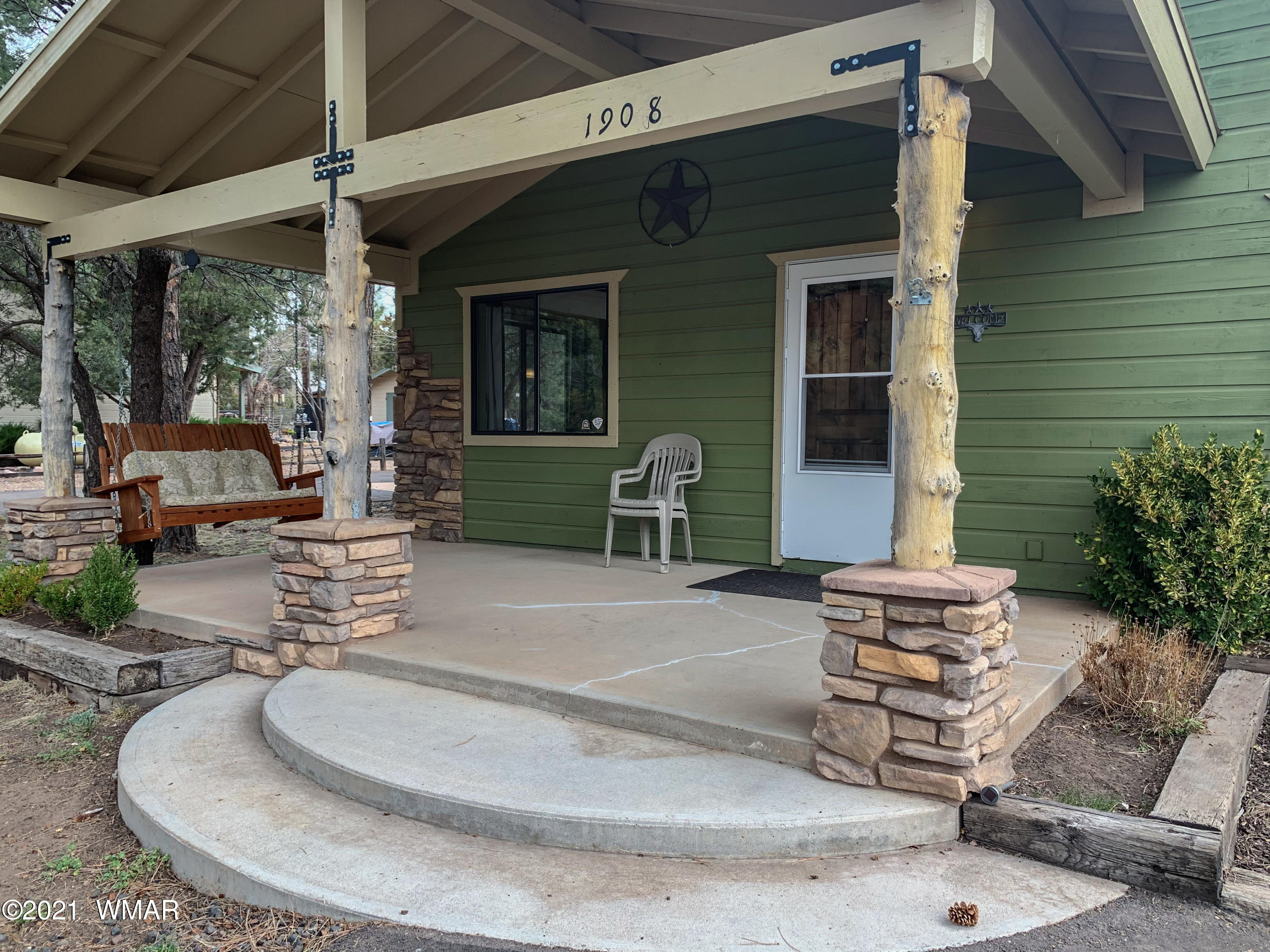 1908 Chevelon Road Overgaard, AZ 85933 - Photo 3 of 36