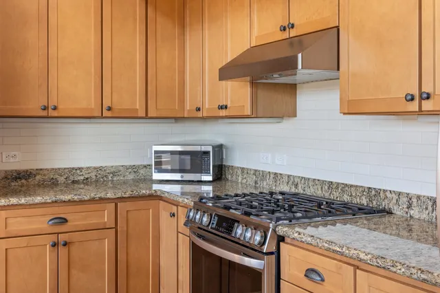 $4,350 | 60 Winooski Falls Way, Unit 1410, Winooski, VT 05404