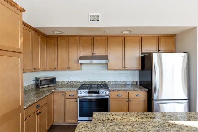 $4,350 | 60 Winooski Falls Way, Unit 1410, Winooski, VT 05404