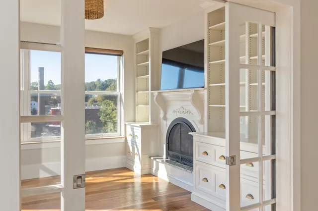 $4,350 | 60 Winooski Falls Way, Unit 1410, Winooski, VT 05404