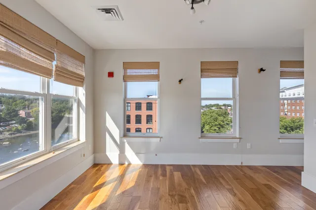 $4,350 | 60 Winooski Falls Way, Unit 1410, Winooski, VT 05404