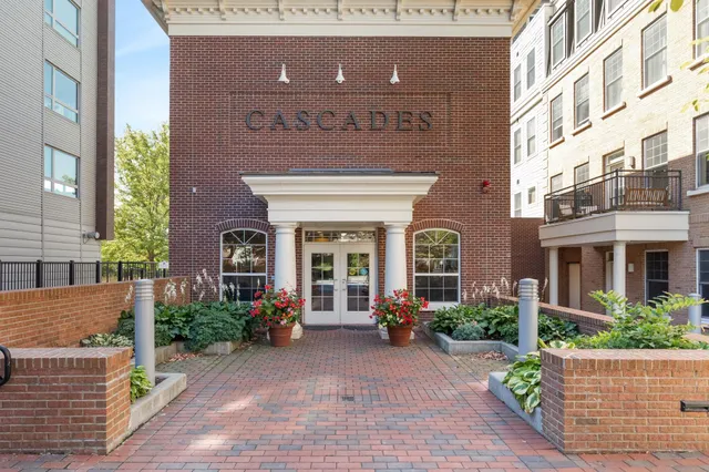 $4,350 | 60 Winooski Falls Way, Unit 1410, Winooski, VT 05404