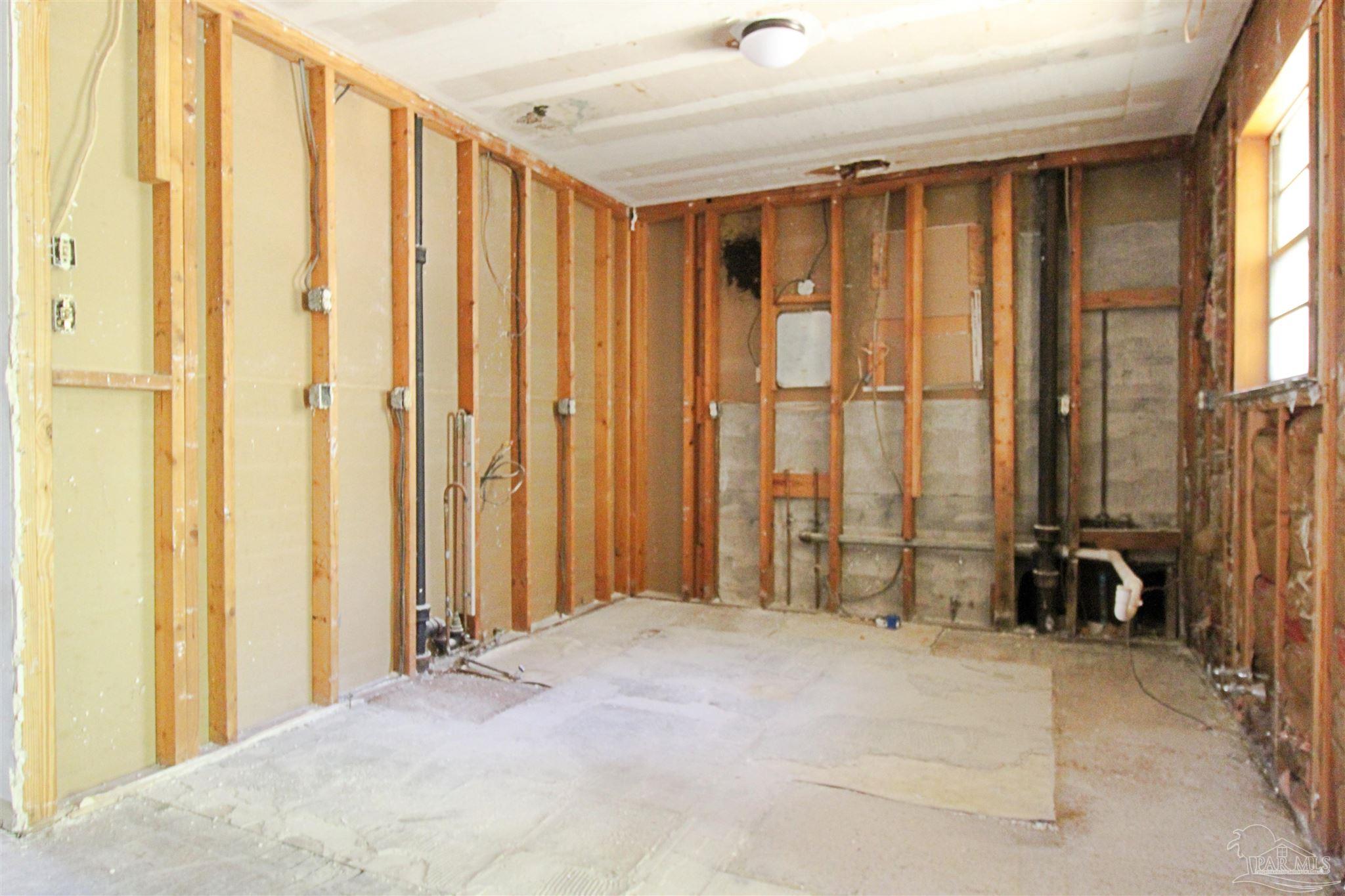 400 Kelson Road Pensacola, FL 32514 - Photo 3 of 17 Gallery Image 3