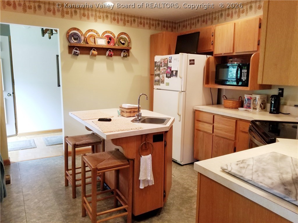 896 Random Road Ripley, WV 25271 - Photo 4 of 29 Gallery Image 4