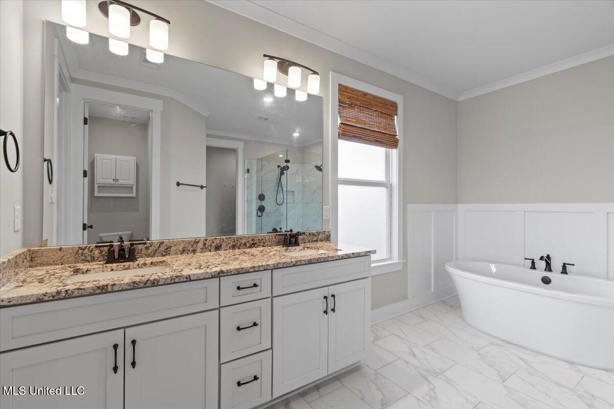 9564 Silo Pk Road Olive Branch, MS 38654 - Photo 27 of 50 Primary Bath Ensuite