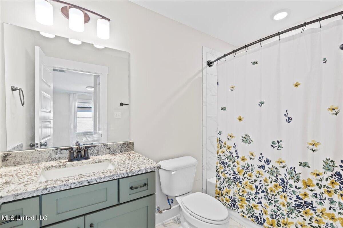 9564 Silo Pk Road Olive Branch, MS 38654 - Photo 41 of 50 Bathroom Ensuite